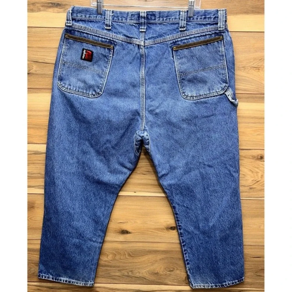 Wrangler Jeans Men's 42 X 30 Blue 100% Cotton 5 Pockets Straight Leg Zip Fly‎